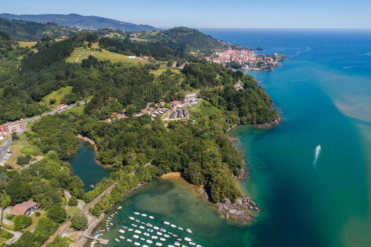 Bungalows Portuondo Parking Gratuito Мундака Екстер'єр фото